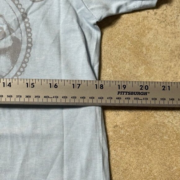 Sabrina Carpenter Ribbon Frame Boyfriend Fit Juniors MEDIUM Blue T-Shirt New - Picture 3 of 5